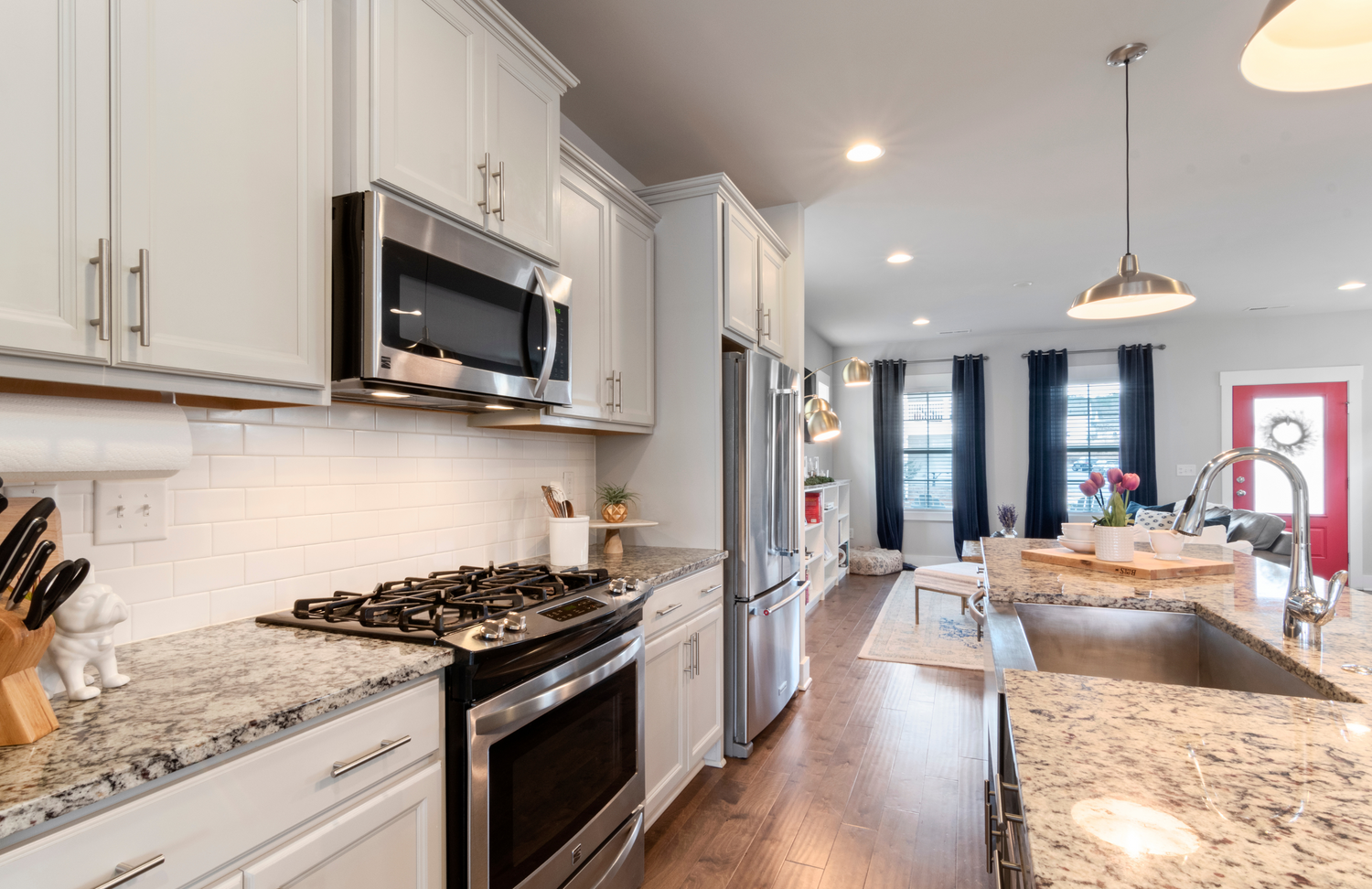 White painted kitchen cabinet refinishing